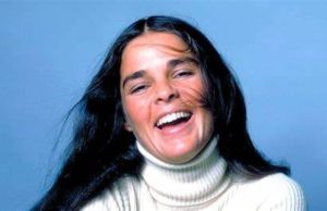 Ali Macgraw Net Worth