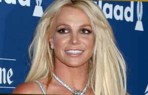 What Happened To Britney Spears’ Teeth